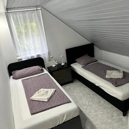 Lunczer 3* Kőröshegy